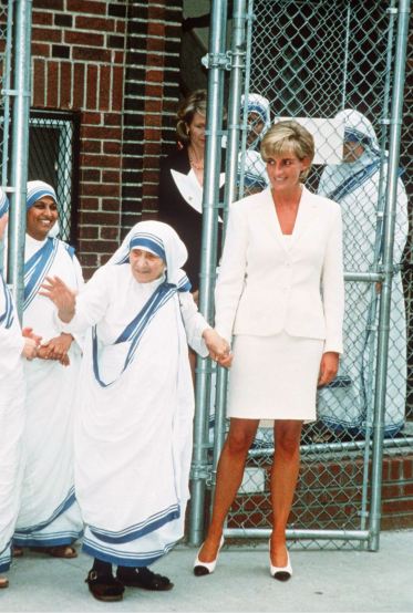 Mother-Teresa-and-Lady-Diana